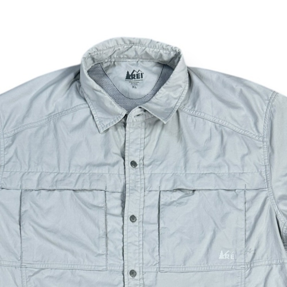 REI Co-op Sahara Shade Mens XL Short Sleeve Button Up Hiking Shirt‎